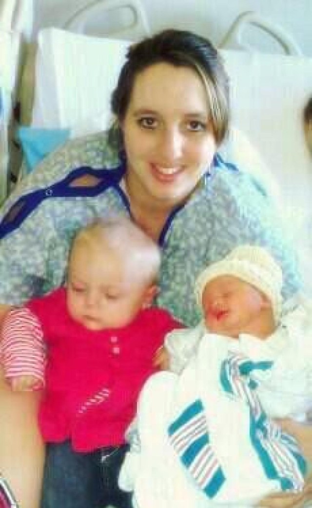 Soldier in Afghanistan welcomes newborn son via internet