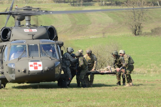 10th Special Forces Group (Airborne) and Romanian partners conduct medevac training