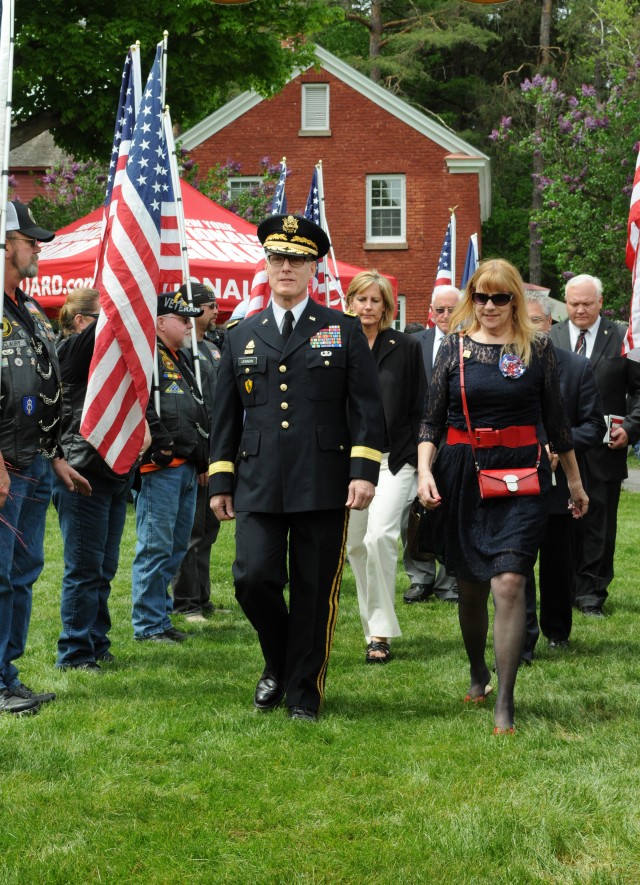 Maj. Gen. Peter Lennon and Our Community Salutes of Central New York