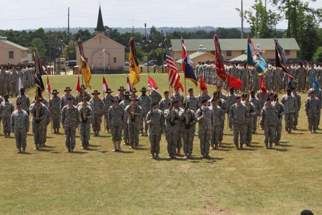 Sledgehammer Brigade Receives New Command Team