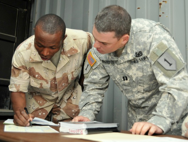 'Dagger University' prepares Soldiers for missions to Africa
