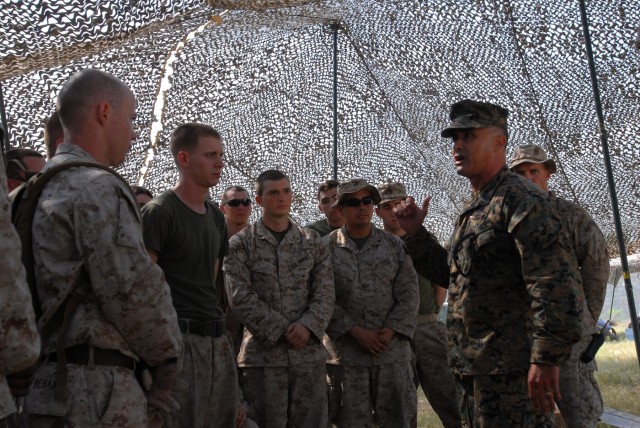 Joint Task Force - Haiti/SOUTHCOM senior enlisted adviser visits Marines in Haiti