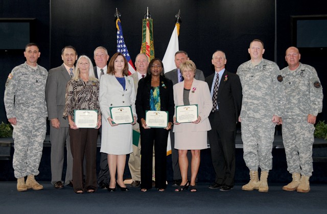 IMCOM honors Fort Rucker for ACOE award