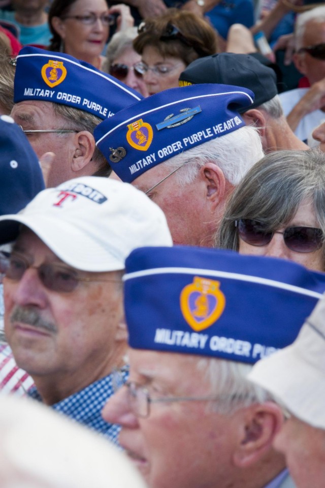 Purple Heart recipients attend Memorial Day service in Texas