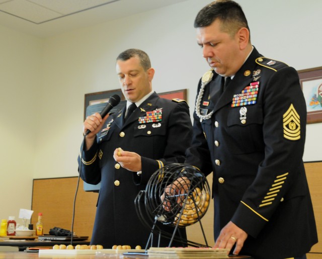 Soldiers pay homage at Texas veterans' home over competitive bingo