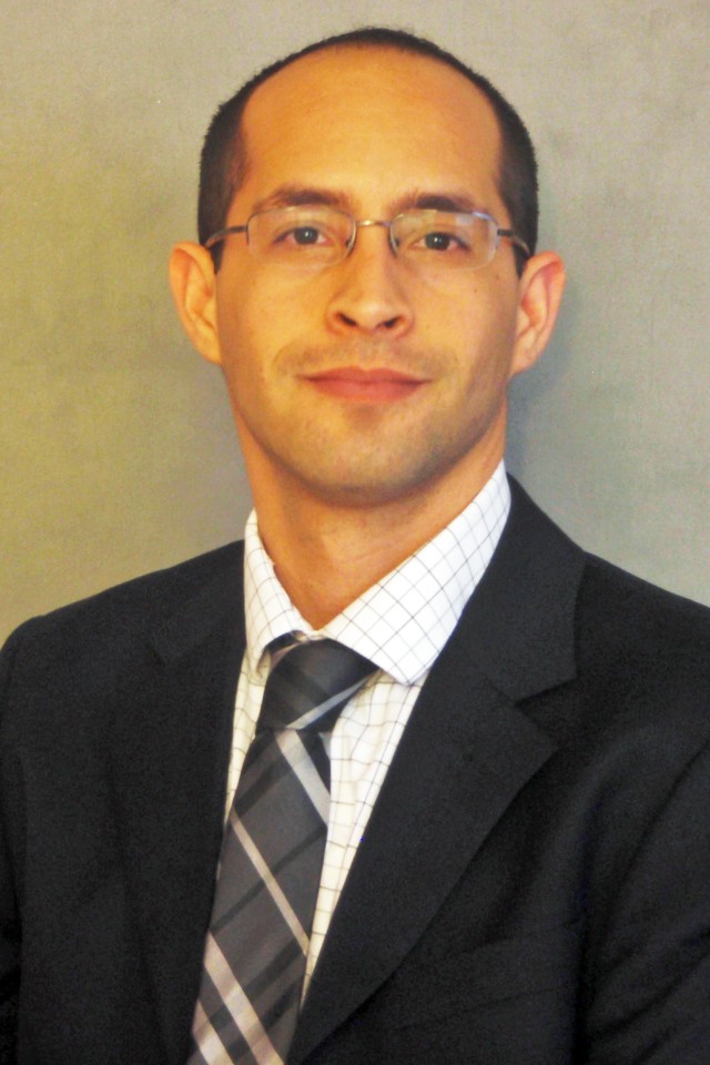 Dr. Bryan Glaz