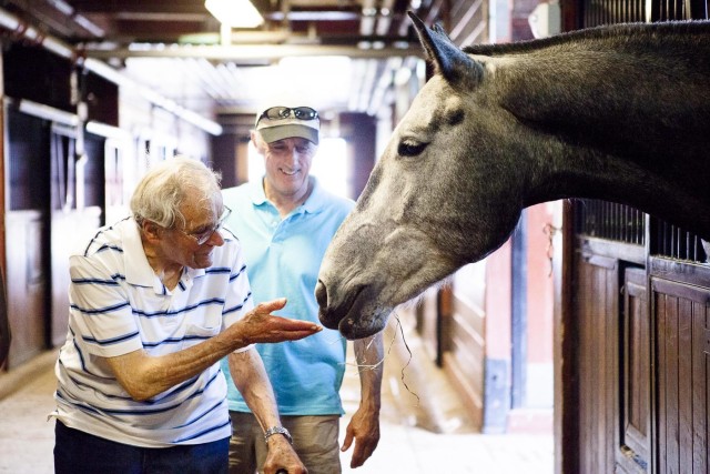Horse soldier shares photos, memories