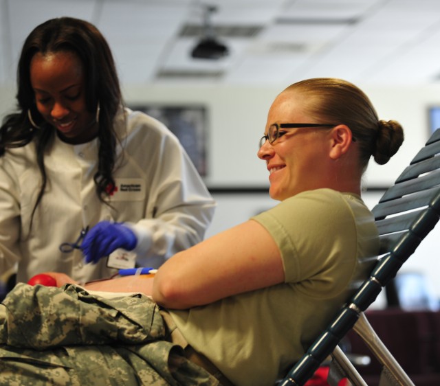 Maintaineers hold third blood drive in fiscal year