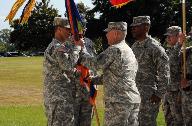 1-145th AVN changes command