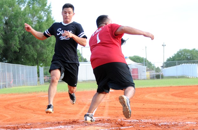 Softball: Outcasts take out Sauce All-Stars