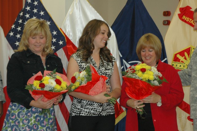 Volunteers receive thanks during ceremony
