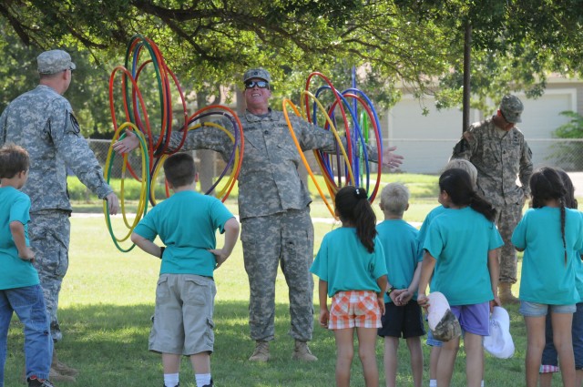 Aviators enjoy fitness, fun with Gatesville Elementary students
