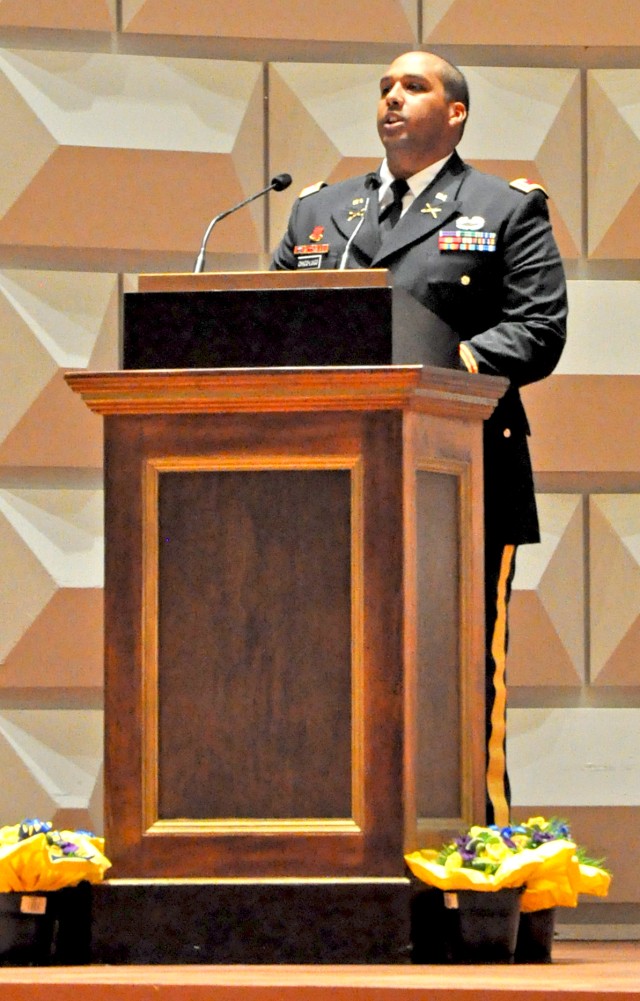 Wounded Warrior returns for Wiesbaden High School graduation