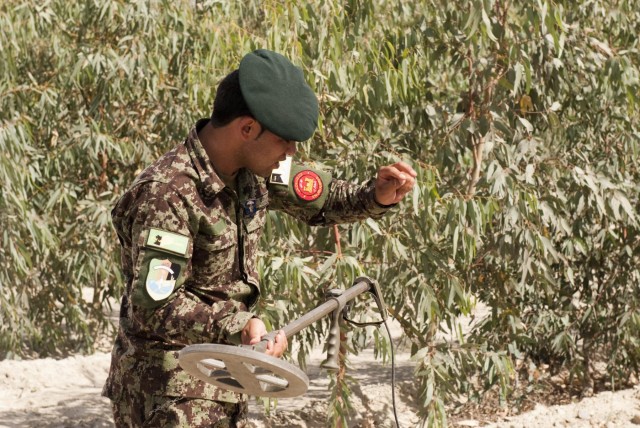 ANA soldiers complete train the trainer course at FOB Gamberi