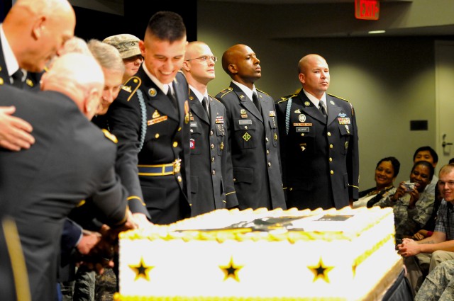 Army celebrates 238th birthday in Pentagon ceremony