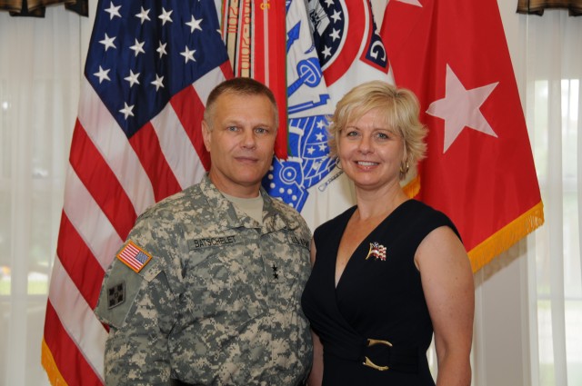 Major Gen. Allen Batschelet takes command of Army Recruiting Command