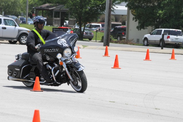 Returned Rakkasans prepare to ride