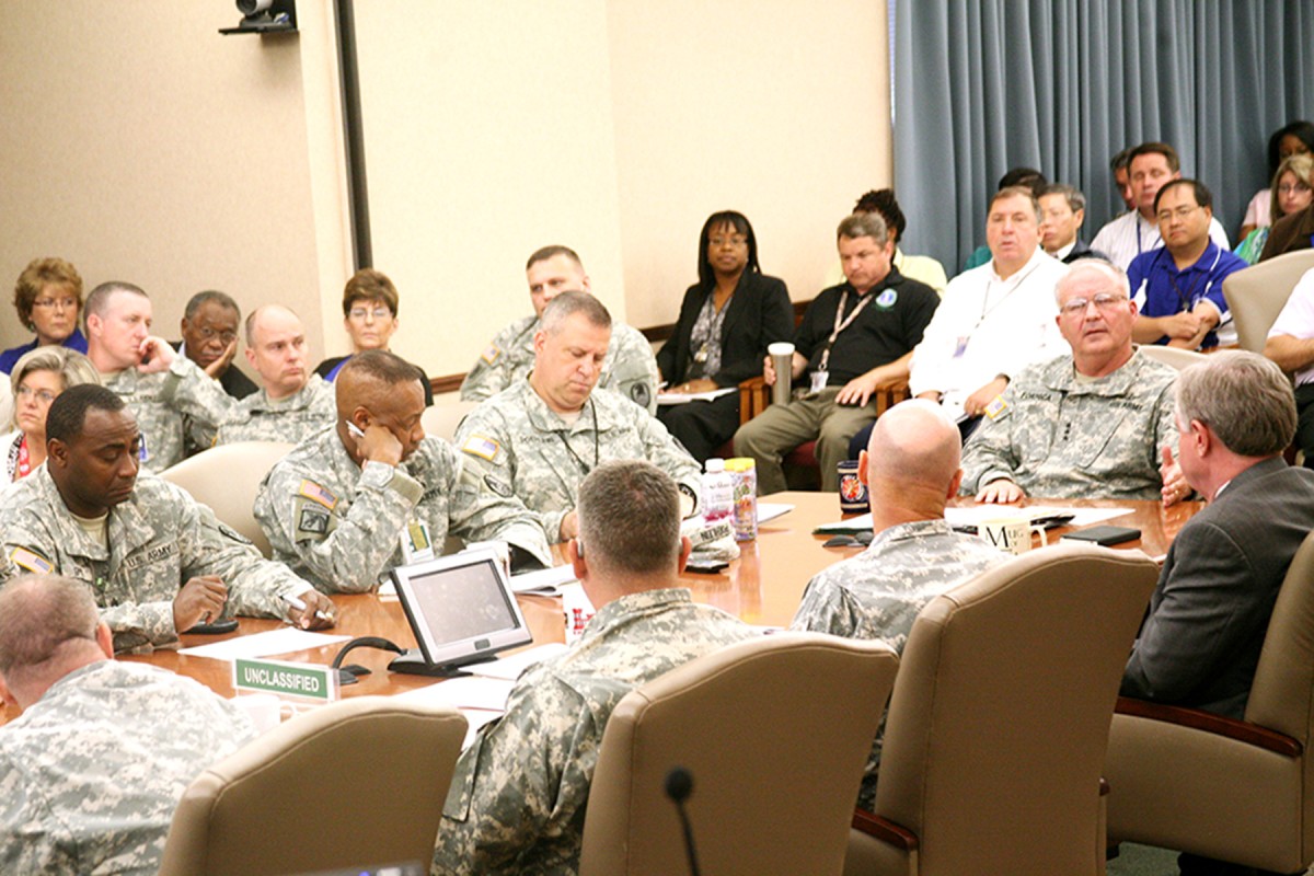 Smdc Tackles Sexual Harassment Assault With Stand Down Article The United States Army 3331