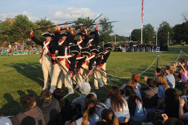 Thousands cheer at MDW's Twilight Tattoo!