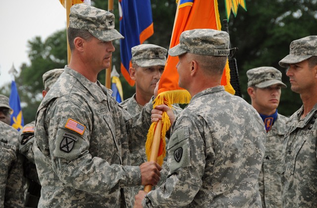 1st Avn. Bde. changes command