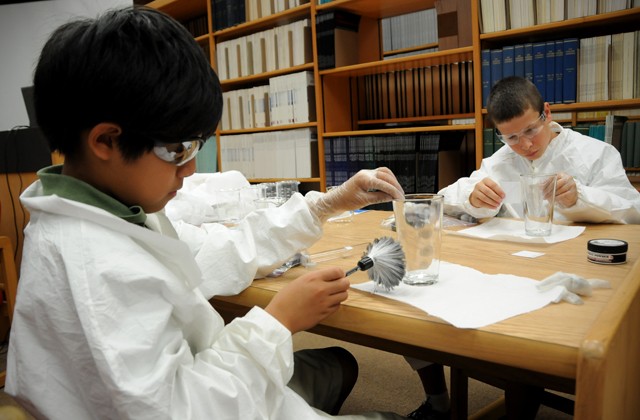 GEMS: Young investigators solve a crime