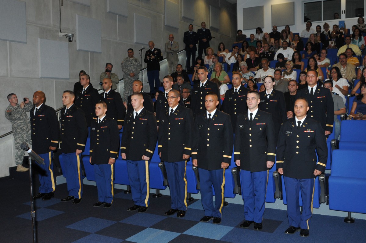 College graduates become leaders in the US Army | Article | The United ...