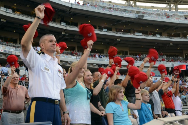 Soldiers, wounded warriors honored at Nationals game