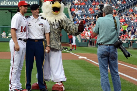 Washington Nationals recognize, honor Soldiers, Article