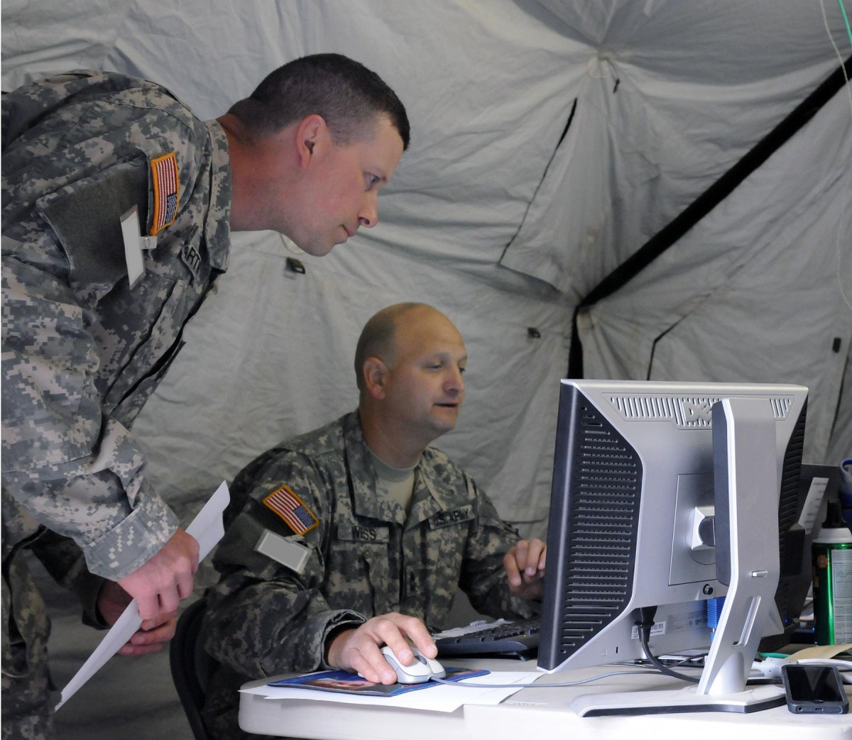 109th RSG conducts command and control at Camp Guernsey | Article | The ...