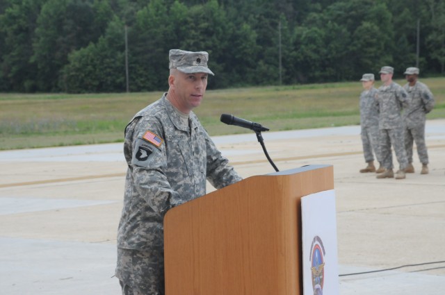 12th Aviation Battalion new commander takes charge