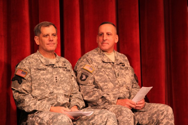 LTG Mike Ferriter and MG John Uberti share the stage during farewell 