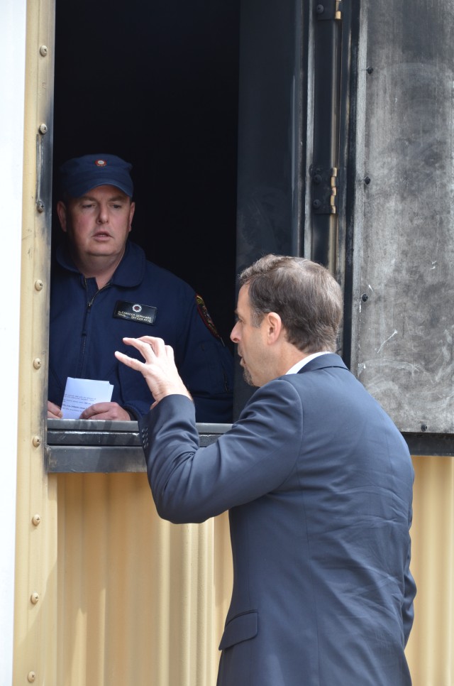 US Consul General visits Ansbach