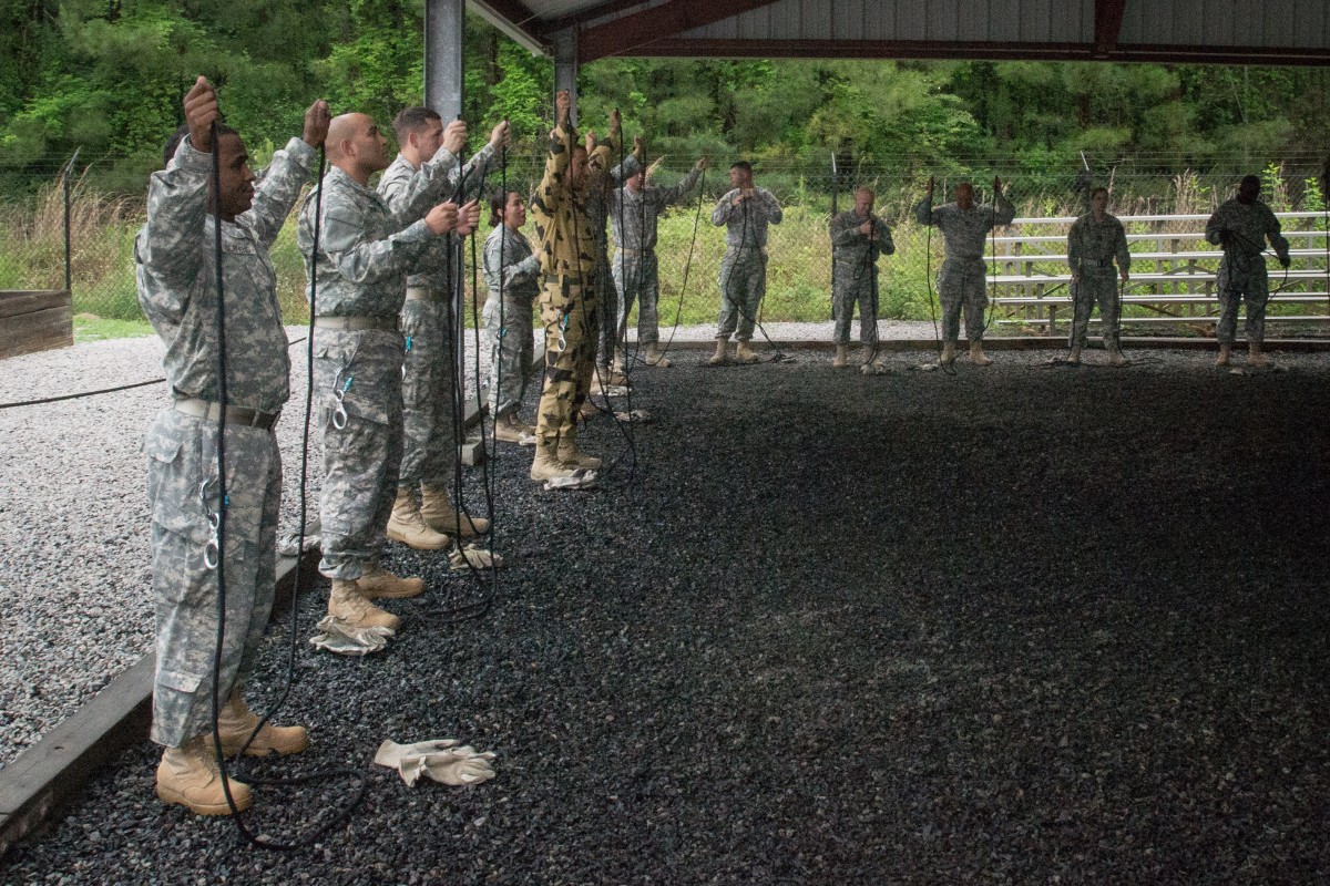 Captains build teamwork on Victory Tower | Article | The United States Army