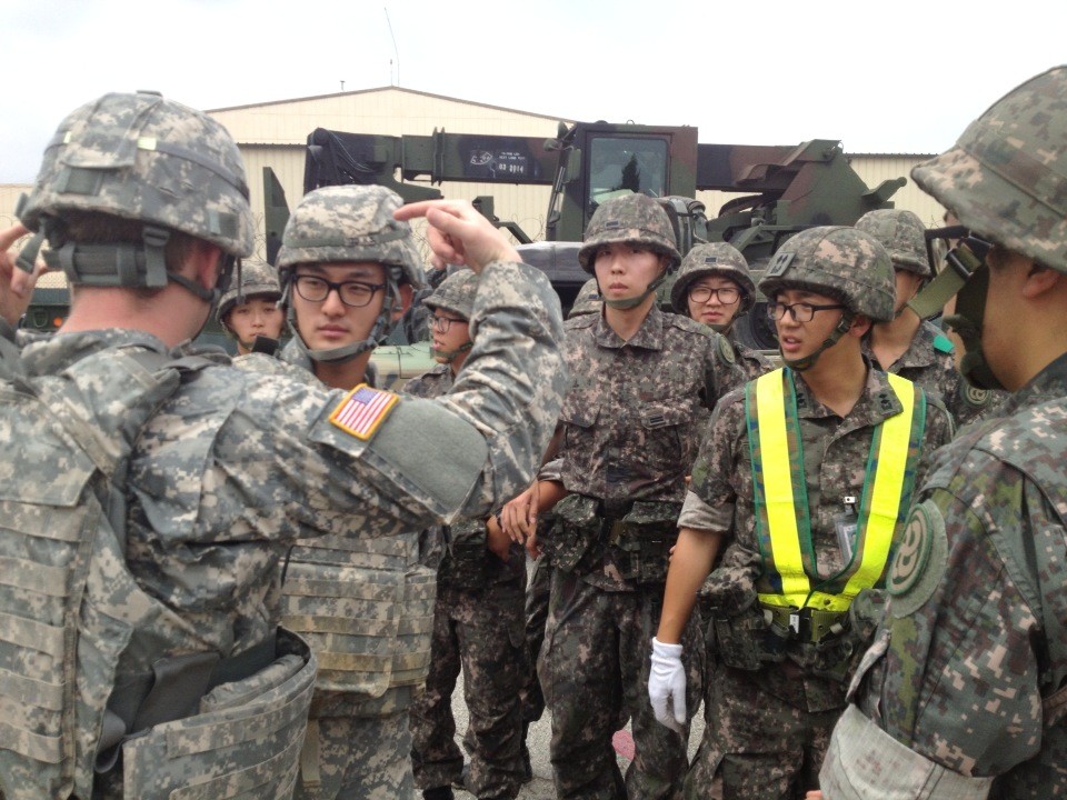 210th Fires Bde. Soldiers conduct airdrop recovery training | Article ...