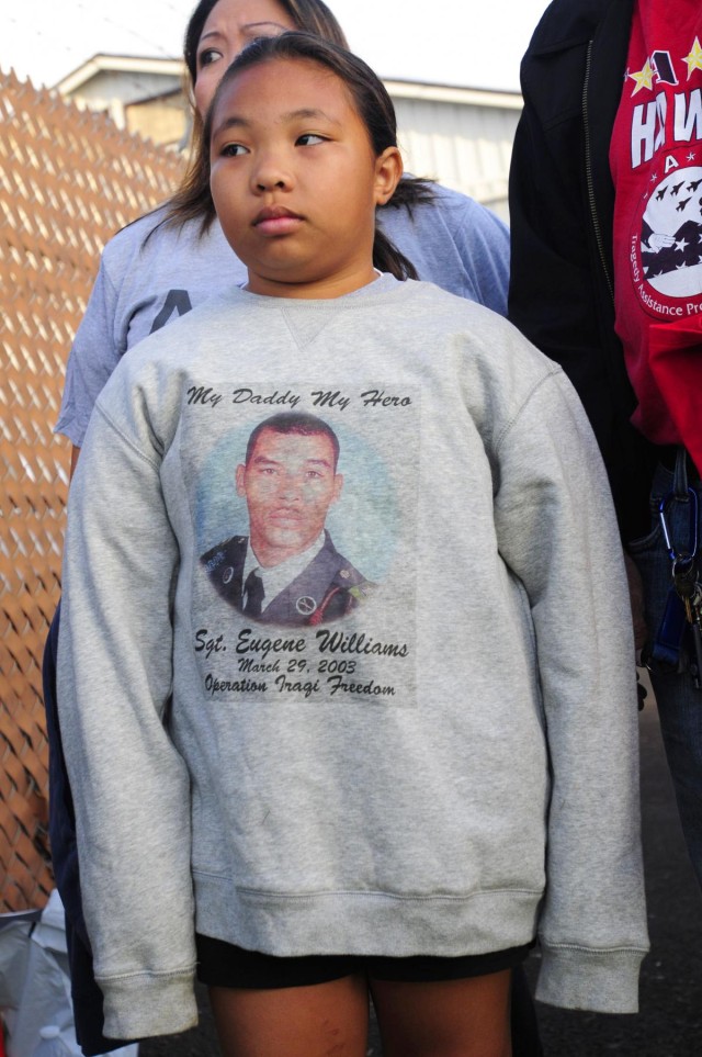 25th CAB reaches out to fallen heroes' families