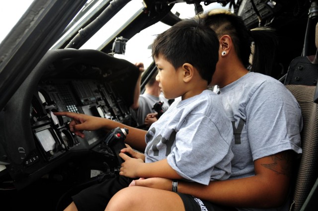 25th CAB reaches out to fallen heroes' families