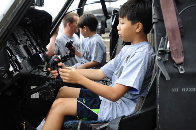 25th CAB reaches out to fallen heroes' families