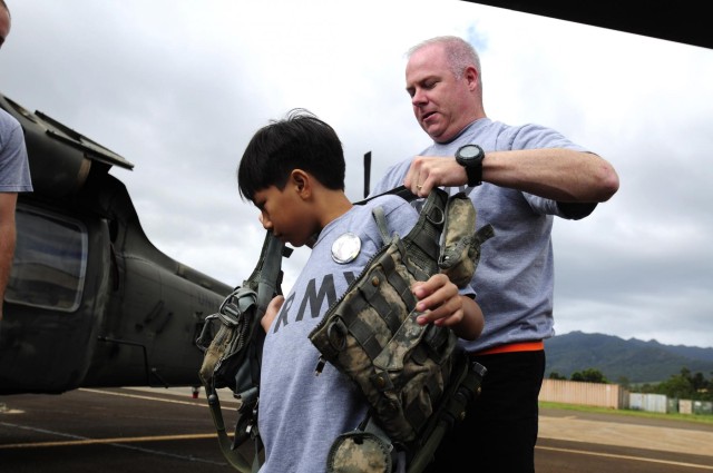 25th CAB reaches out to fallen heroes' families