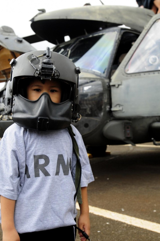 25th CAB reaches out to fallen heroes' families