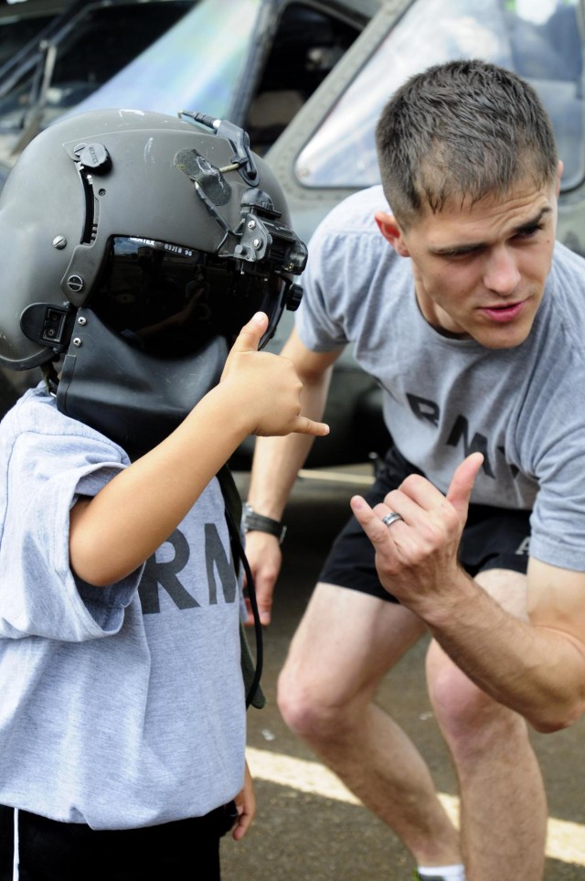 25th CAB reaches out to fallen heroes' families