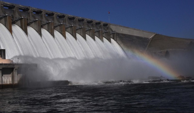 Hartwell Dam gate test January 2010