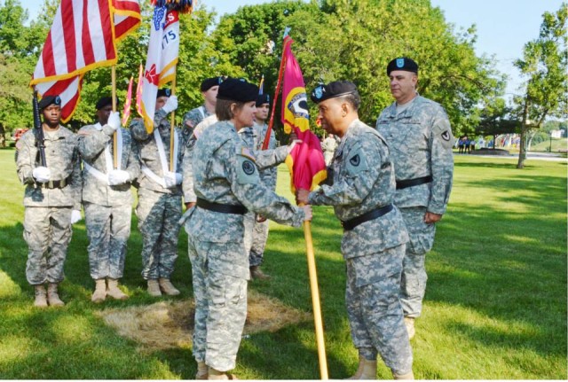 Passing of the flag, Gen. Via & Brig. Gen. French 