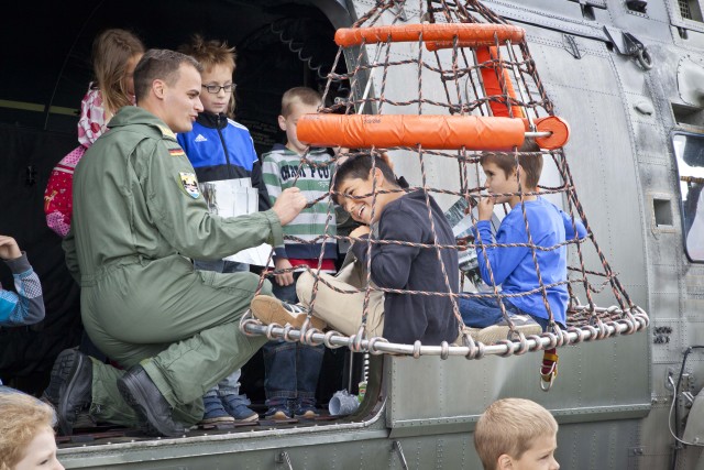 Hohenfels Aviators Participate in Children's Day Out for the Gutersloh Community