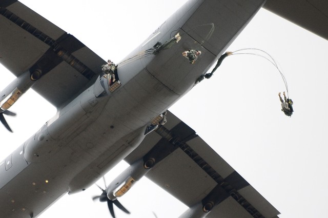 JOAX 13-03 tests Falcon Brigade ingenuity