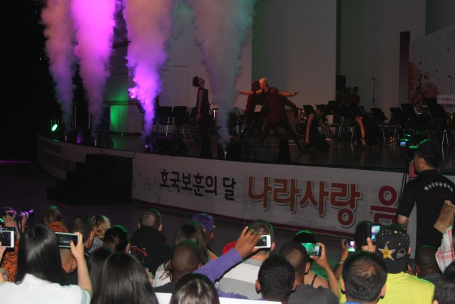 Iron Horse Soldiers attend Nation Love concert