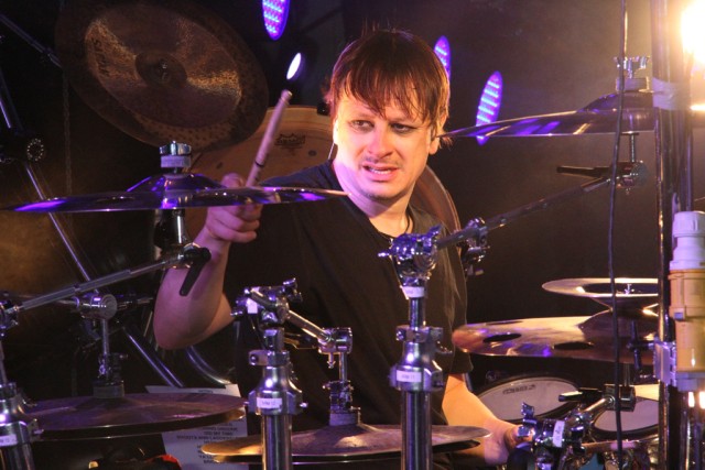 Ray Luzier of Korn.