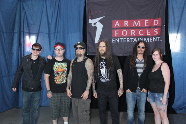 Korn takes time out for Wounded Warriors.