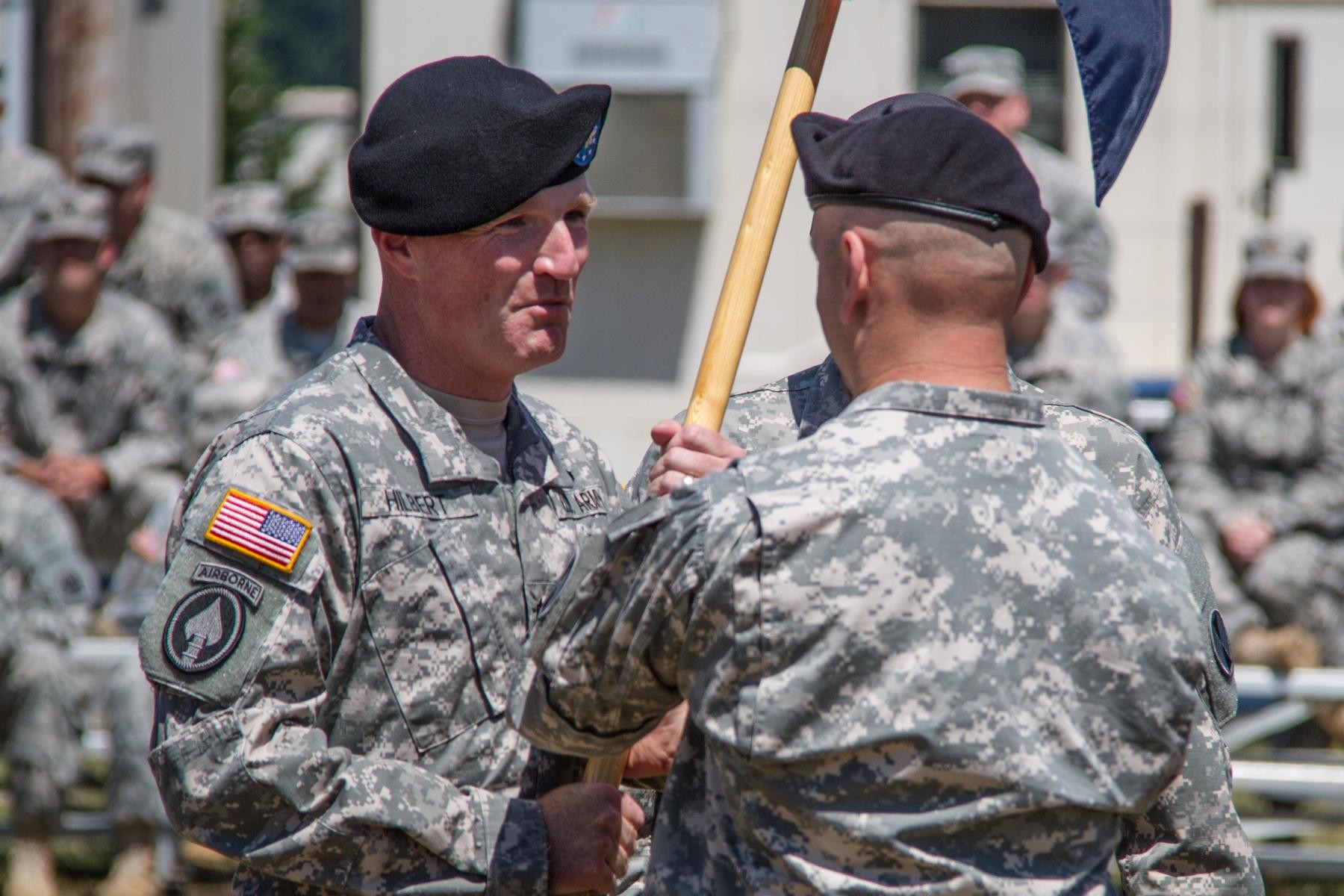 Great-granddaughter of former 7th ID commander takes reins of division ...