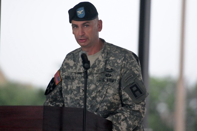 Division West's 479th Field Artillery Brigade welcomes new commander