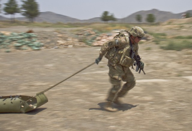 Soldiers compete for NCO, Soldier of quarter